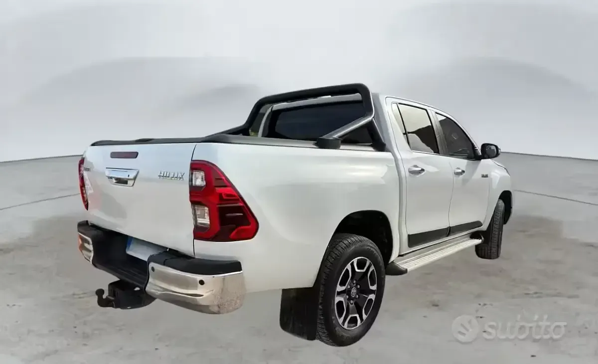 Occasion Toyota HiLux Executive 204 ch (150 kW) 2023 Blanc Pick-up