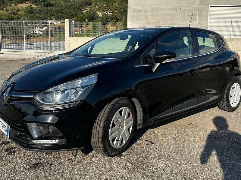 Usata Renault Clio IV 75 CV (55 kW) 2018 Berlina