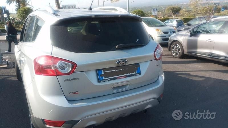 Usata Ford Kuga 163 CV (119 kW) 2014 Grigio SUV
