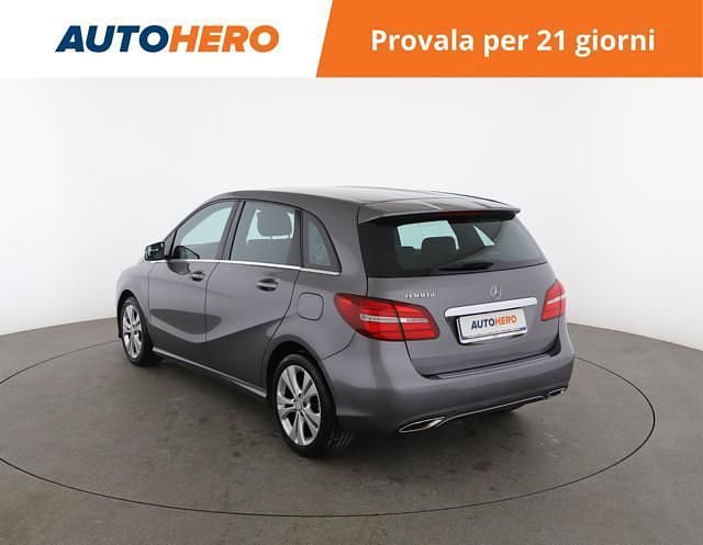 Usata Mercedes B180 110 CV (80 kW) 2016 Grigio Monovolume