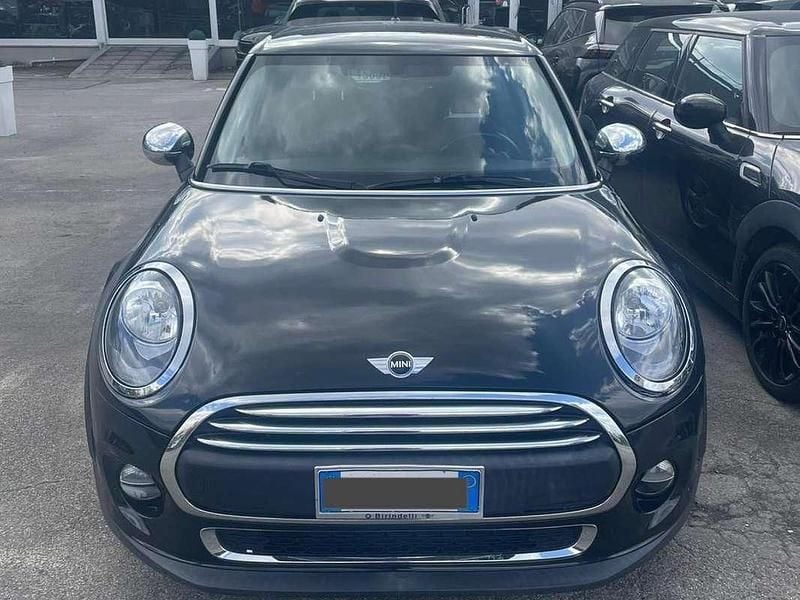 Occasion Mini Cooper D 116 ch (85 kW) 2015 Noir Citadine