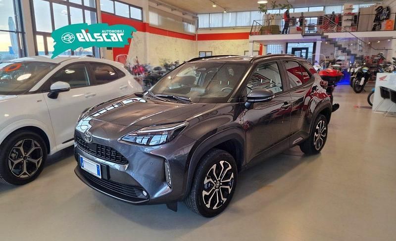 Nuova Toyota Yaris Hybrid Trend 131 CV (96 kW) 2026