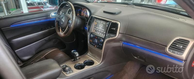 Usata Jeep Grand Cherokee 250 CV (183 kW) 2014 Nero SUV