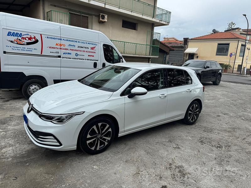 Usata VW Golf VII 150 CV (110 kW) 2020 Bianco Berlina