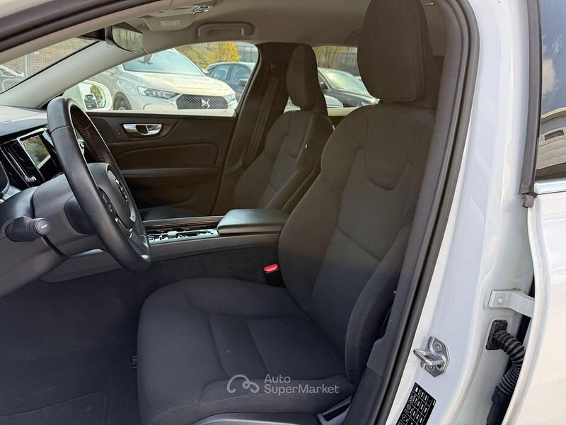 Usata Volvo V60 197 CV (144 kW) 2021 Bianco Station wagon