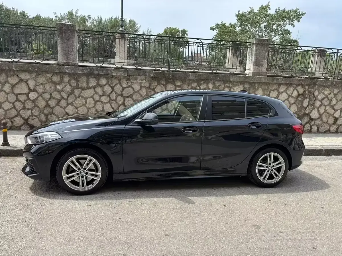 Usata BMW 116 116 CV (85 kW) 2023 Nero Utilitaria
