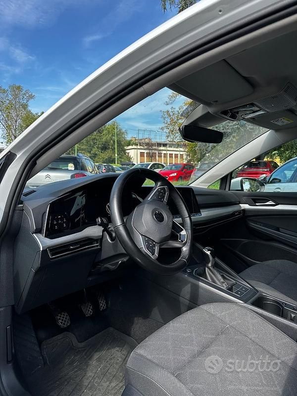 Usata VW Golf VIII Edition 131 CV (96 kW) 2020 Utilitaria