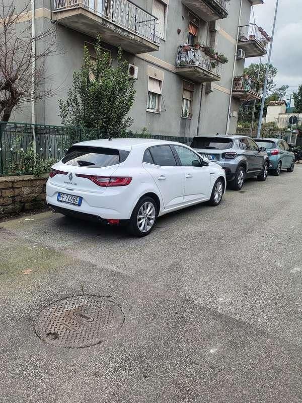 Usata Renault Mégane IV LIMITED 110 CV (80 kW) 2016 Berlina