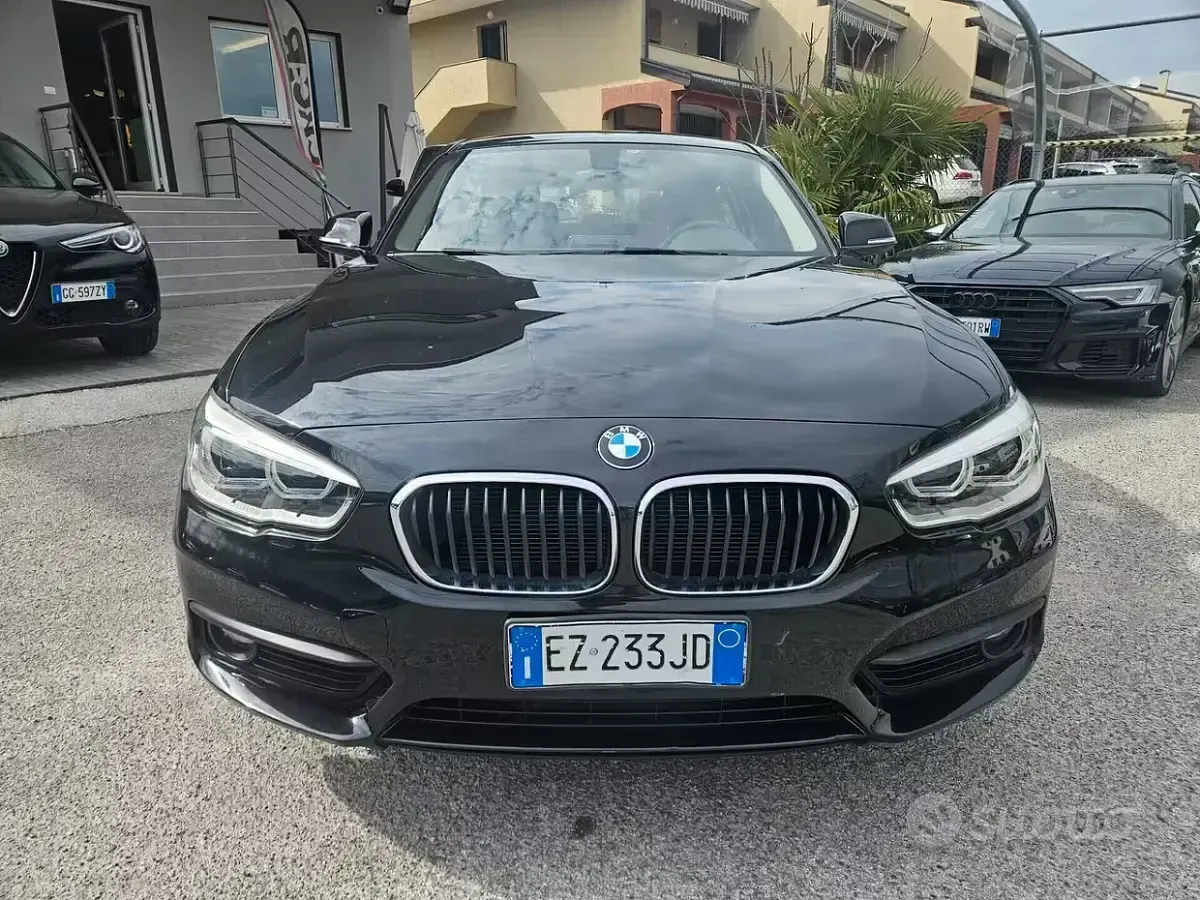 Usata BMW 116 Advantage 116 CV (85 kW) 2015 Nero Utilitaria