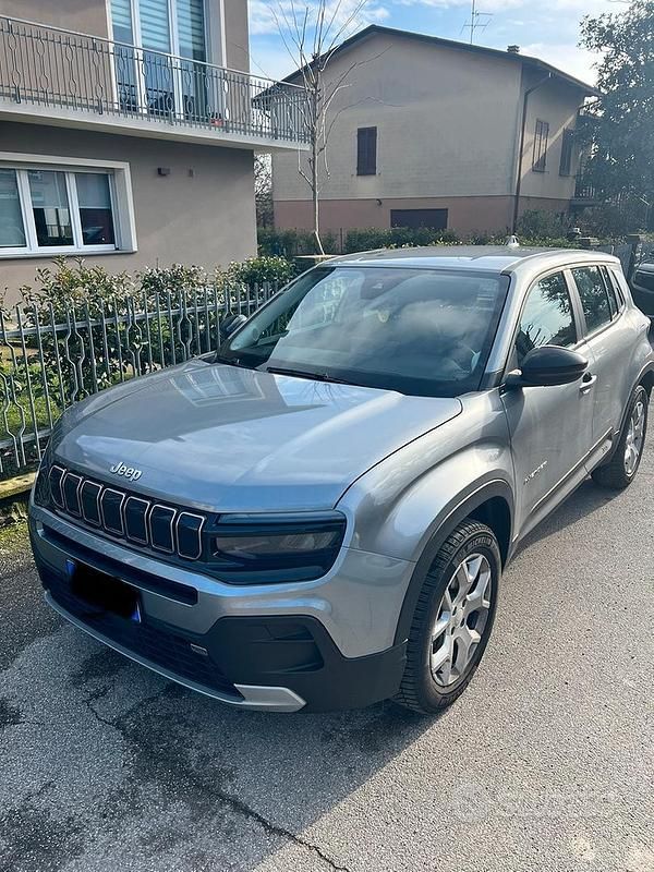 Usata Jeep Avenger Altitude 100 CV (73 kW) 2024 Grigio SUV