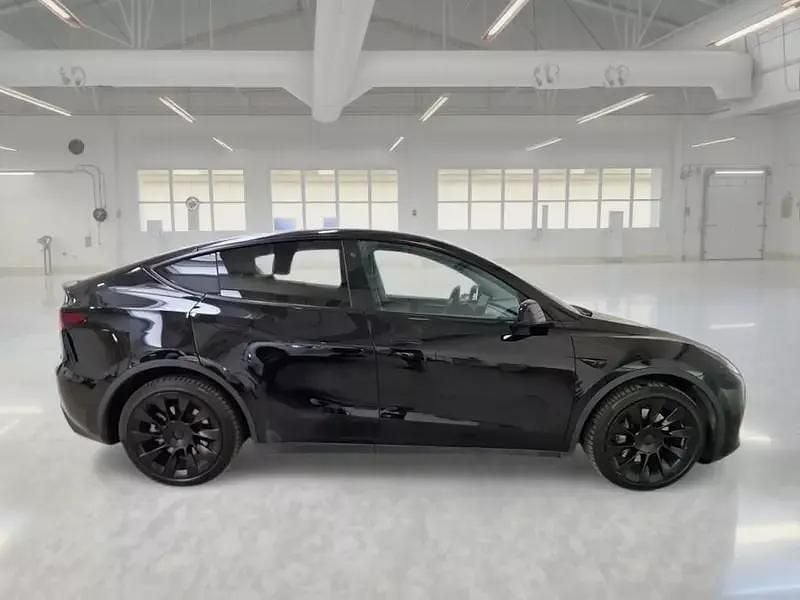 Usata Tesla Model Y 152 kW (208 CV) 2022 Nero SUV