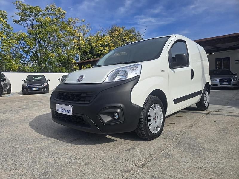 Usata Fiat Fiorino 80 CV (58 kW) 2018 Bianco Monovolume
