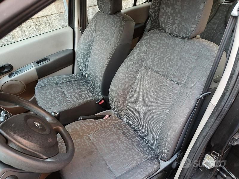Usata Renault Modus 82 CV (60 kW) 2005 Monovolume