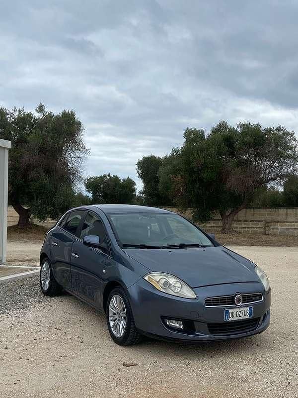 Usata 2007 Fiat Bravo Emotion Due volumi | 2800 € (Buon prezzo) - Immagine 1/4