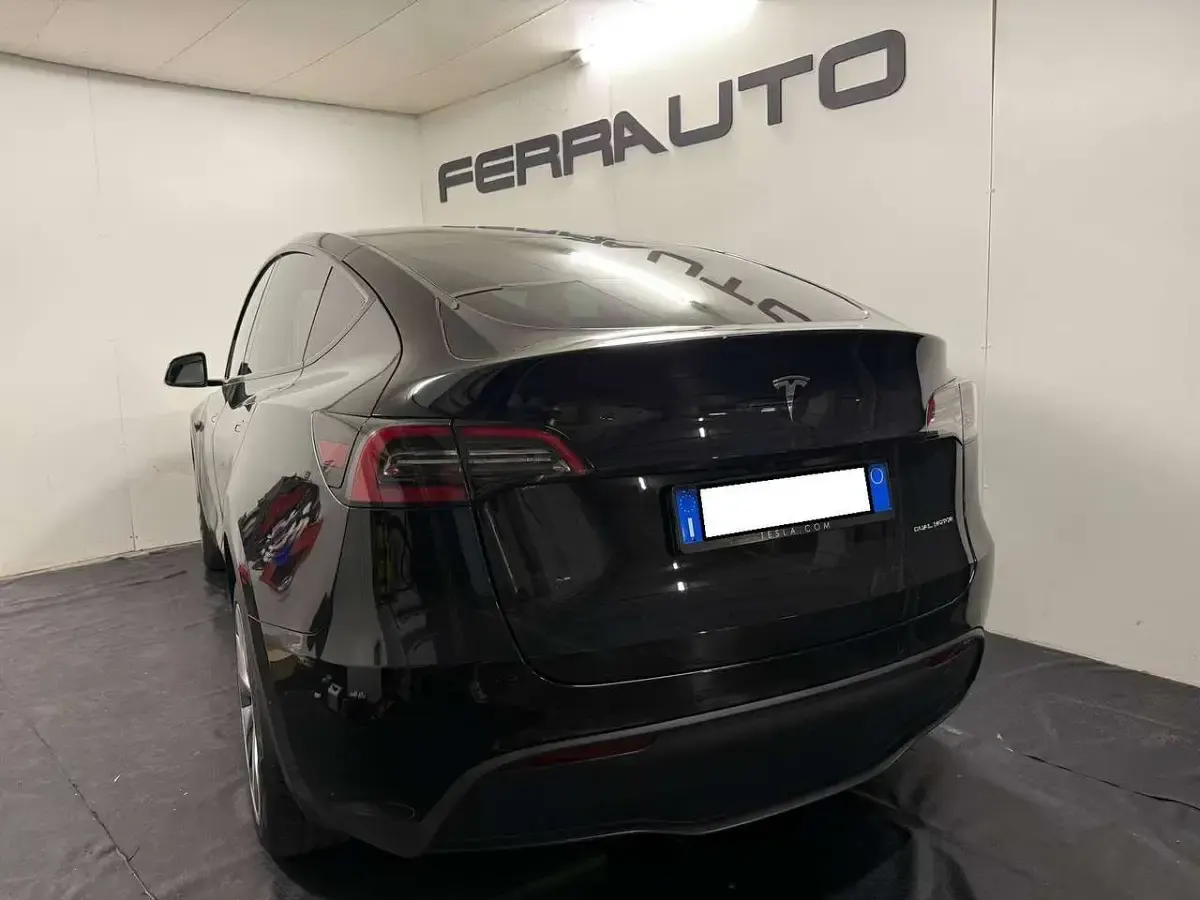 Usata Tesla Model Y 152 kW (208 CV) 2021 Nero SUV