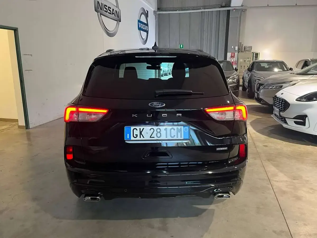 Usata Ford Kuga ST-Line 152 CV (111 kW) 2022 Nero SUV