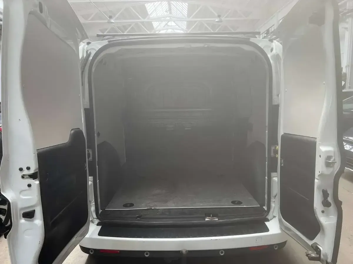Usata Fiat Doblò 105 CV (77 kW) 2018 Bianco Monovolume