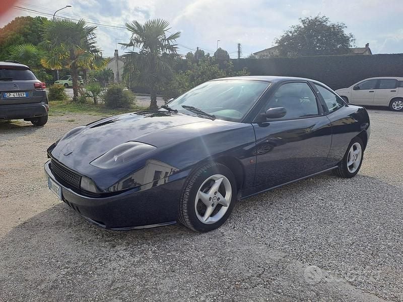 Nero Usata 2000 Fiat Coupé Coupé | 5000 € (Buon prezzo) - Immagine 1/4