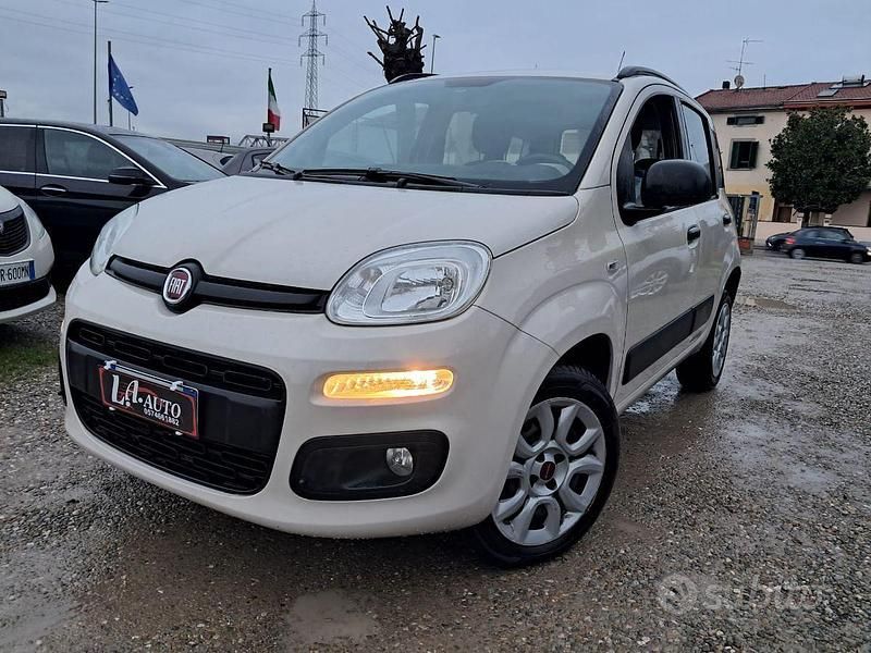 Usata 2015 Fiat Panda Due volumi | 5990 € - Immagine 1/4