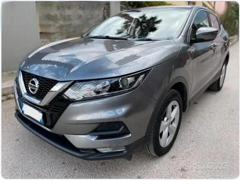 Grigio Usata 2021 Nissan Qashqai N-Connecta SUV | 16.100 € - Immagine 1/1