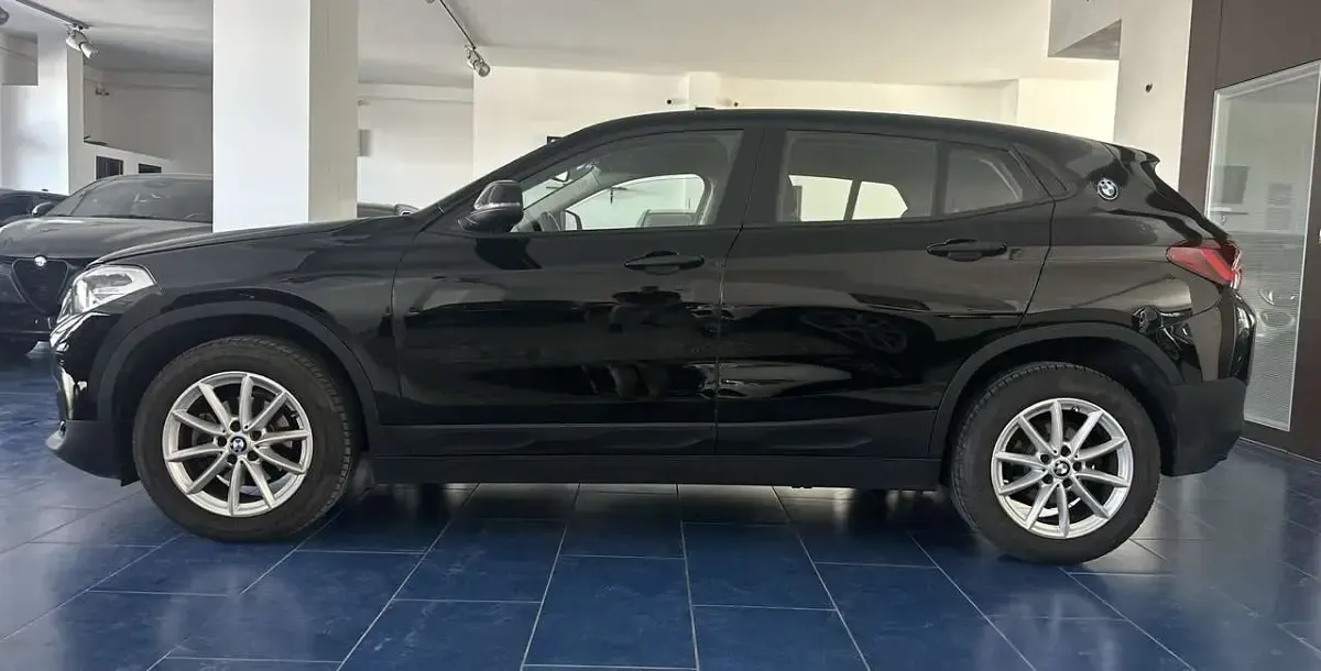Usata BMW X2 116 CV (85 kW) 2023 Nero SUV