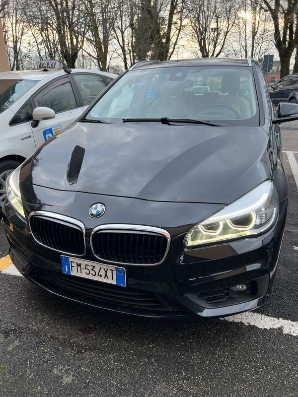 Usato 2017 BMW 216 Active Tourer 1.5 Benzin 102 CV (18.900 €)
