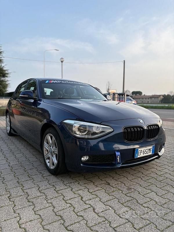 Usata BMW 114 95 CV (69 kW) 2012 Nero Utilitaria