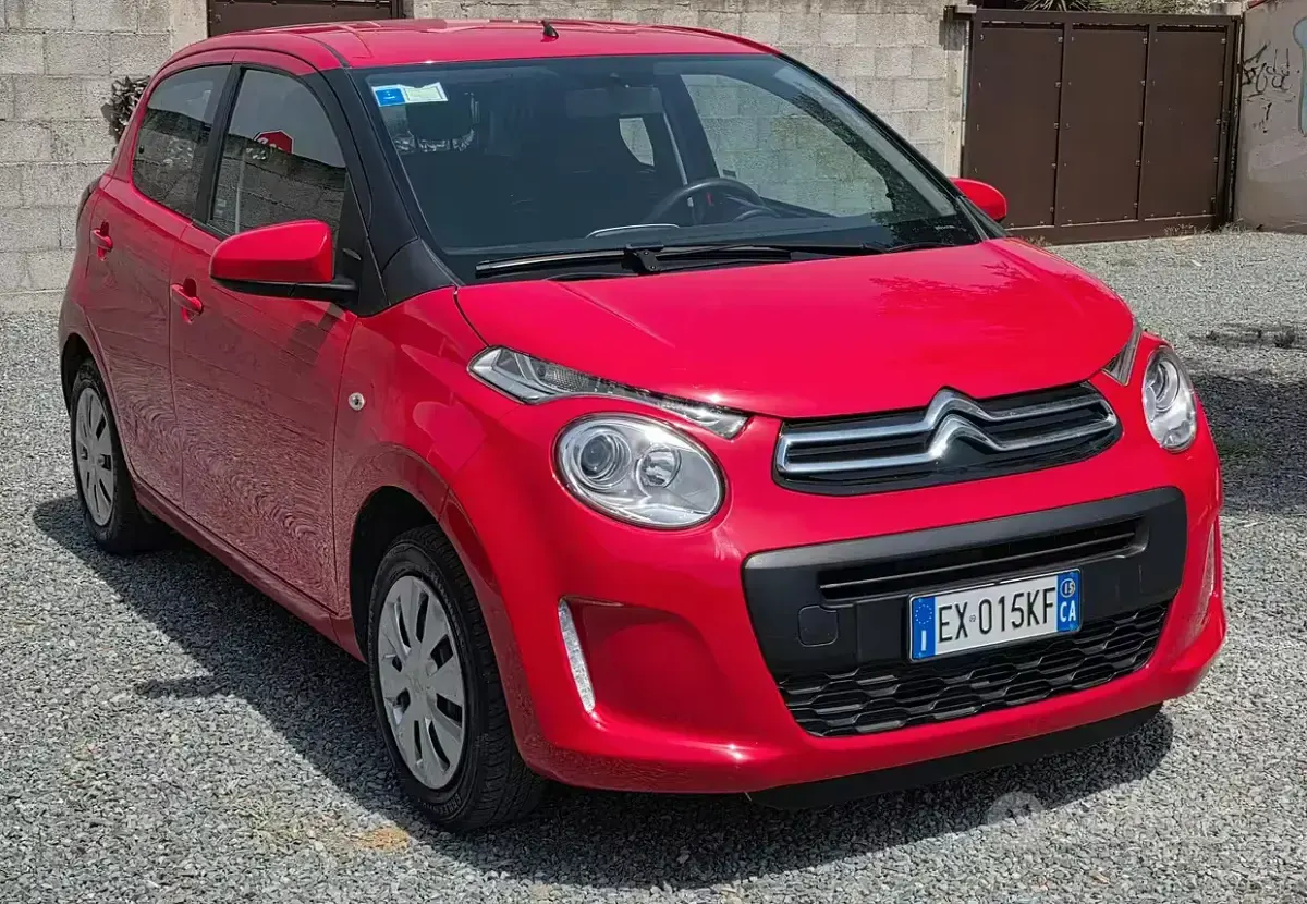 Usata Citroën C1 Live 69 CV (50 kW) 2015 Rosso Utilitaria
