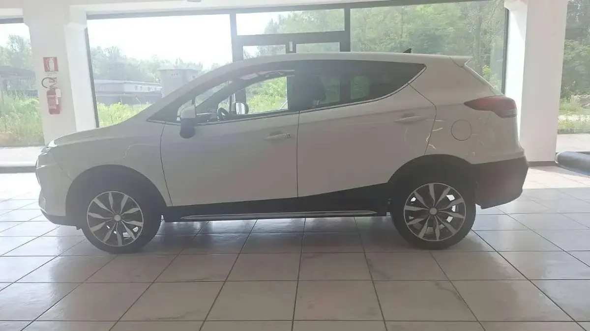 Usata EVO Evo 4 106 CV (77 kW) 2023 Bianco SUV