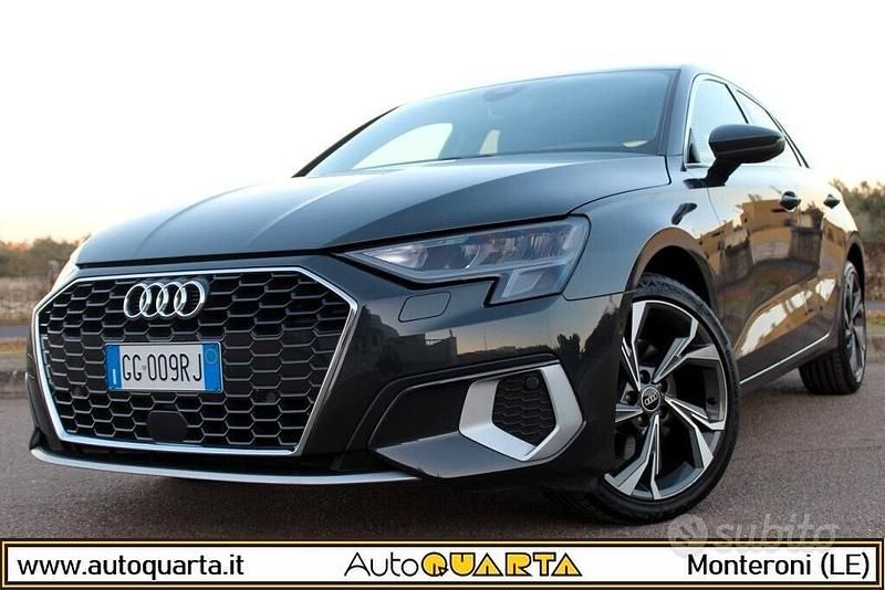 Grigio Usata 2021 Audi A3 Advanced Tre volumi | 26.900 € (Cara) - Immagine 1/4