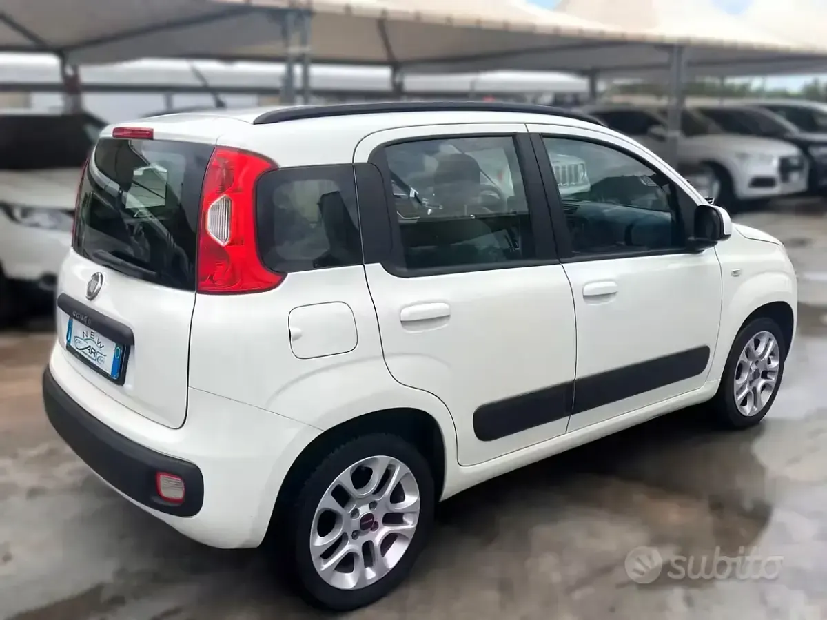 Usata Fiat Panda Pop 75 CV (55 kW) 2012 Beige Utilitaria
