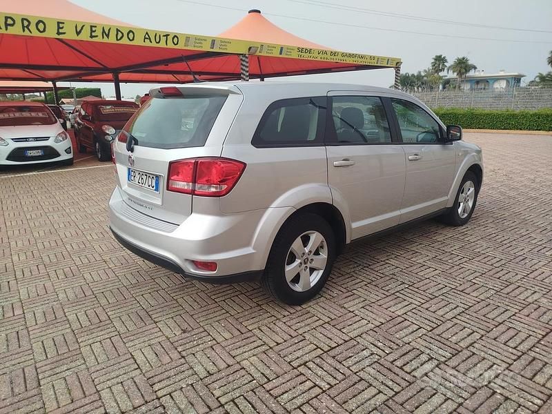 Usata Fiat Freemont Urban 140 CV (102 kW) 2013 Grigio SUV