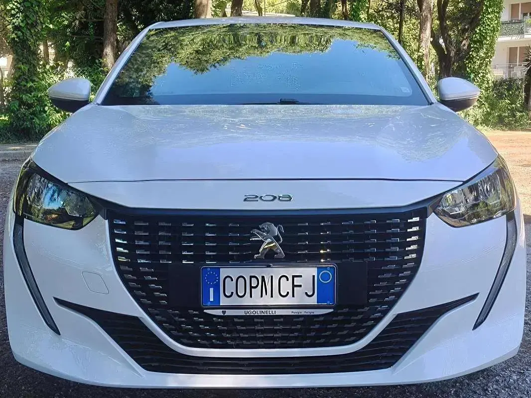 Usata Peugeot 208 102 CV (75 kW) 2021 Bianco Utilitaria