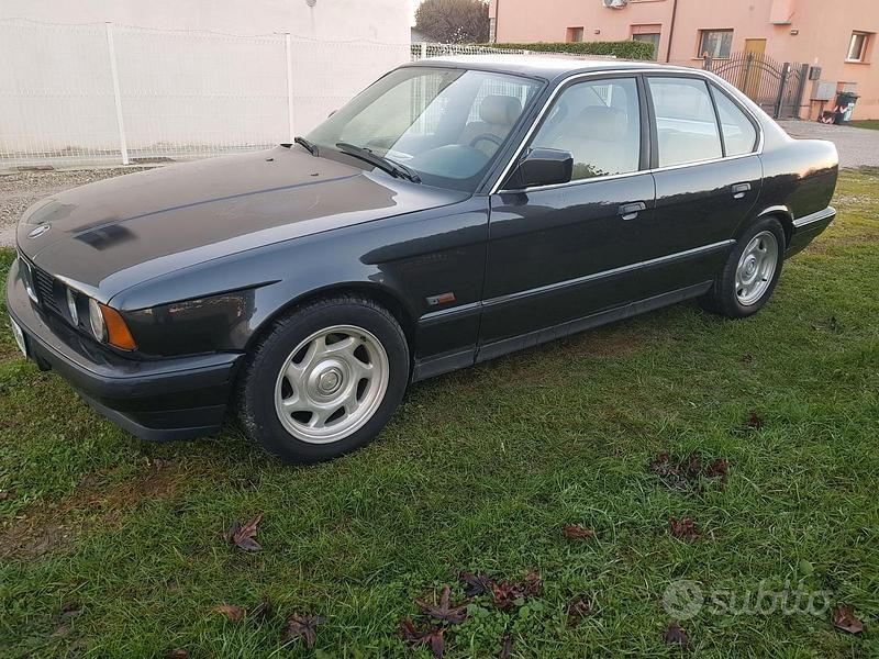 Usata BMW 520 1989 Nero Berlina