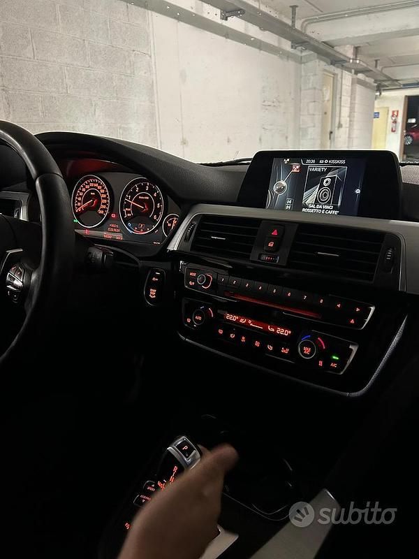 Usata BMW 318 M Sport 150 CV (110 kW) 2015 Nero Station wagon