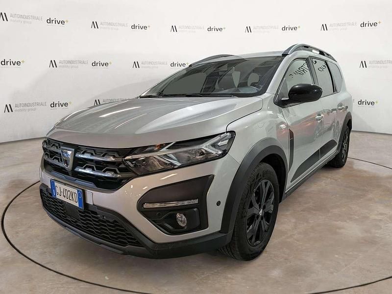 Usata Dacia Jogger Extreme 101 CV (74 kW) 2022 Argento Monovolume