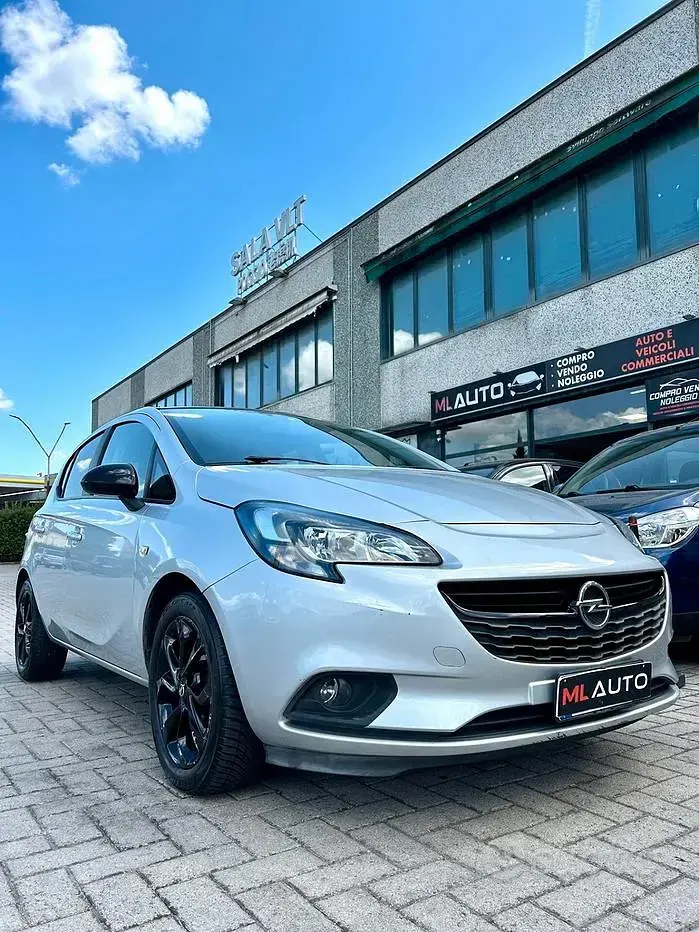Usata Opel Corsa 90 CV (66 kW) 2016 Grigio Utilitaria