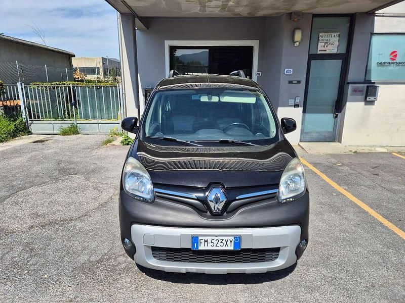 Usata Renault Kangoo 110 CV (80 kW) 2017 Nero Monovolume
