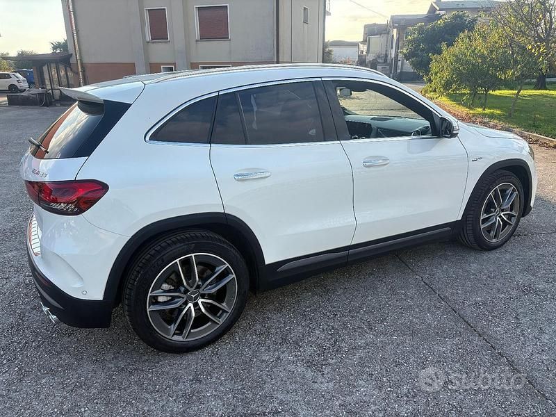 Usata Mercedes GLA35 AMG AMG 306 CV (225 kW) 2022 Bianco SUV