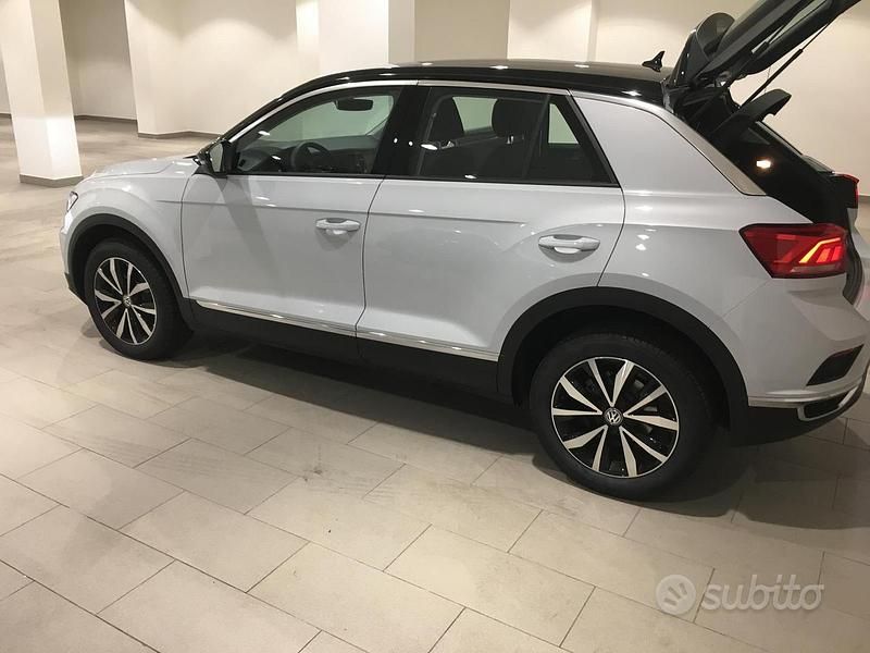 Usata VW T-Roc 115 CV (84 kW) 2017 SUV