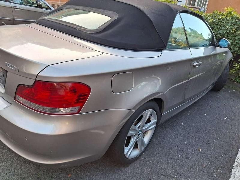 Usata BMW 120 Cabriolet Efficient Dynamics 170 CV (125 kW) 2008 Oro Cabrio