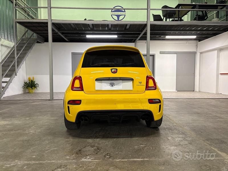 Usata Abarth 595 Competizione 180 CV (132 kW) 2017 Giallo Berlina
