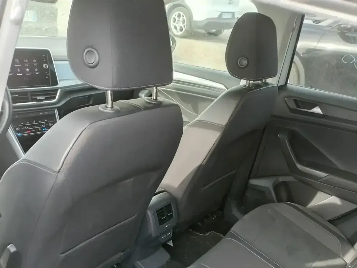 Usata VW T-Roc Style 149 CV (109 kW) 2023 Bianco SUV