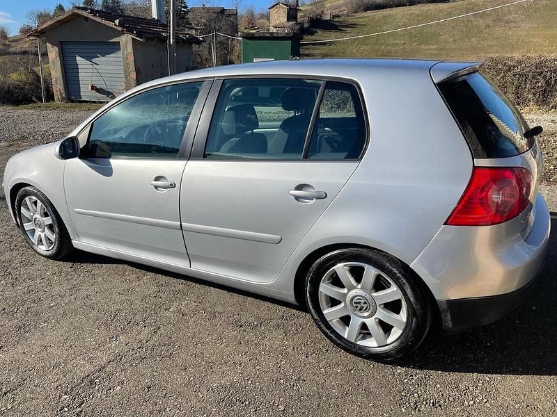 Usata VW Golf IV 140 CV (102 kW) 2004 Grigio Berlina