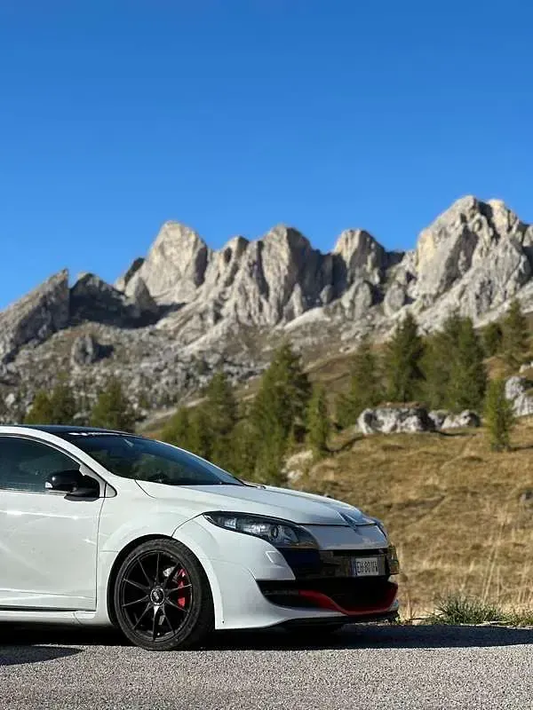 Usata Renault Mégane Coupé R.S. 250 CV (183 kW) 2011 Coupé