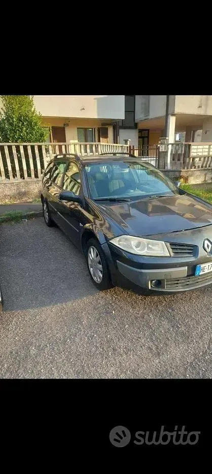 Usata Renault Mégane GrandTour 106 CV (77 kW) 2007 Bluazzurro Station wagon