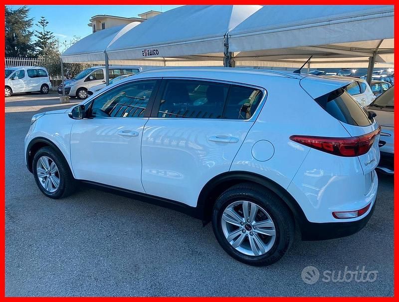 Usata Kia Sportage Style 115 CV (84 kW) 2018 Bianco SUV