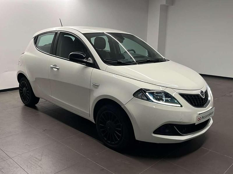 Usata Lancia Ypsilon 69 CV (50 kW) 2023 Other Utilitaria