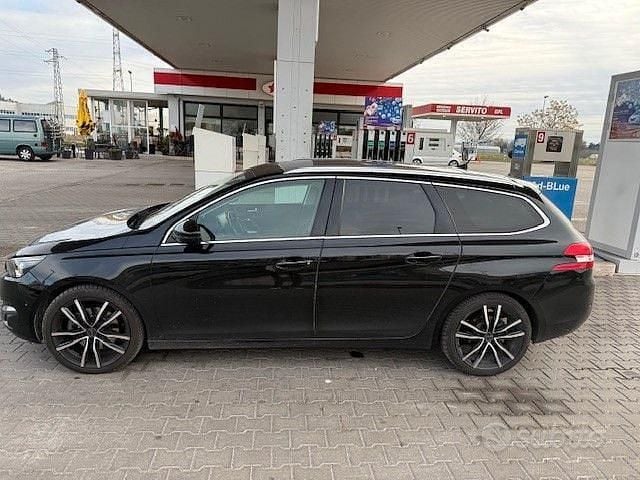 Usata Peugeot 308 GT-line 150 CV (110 kW) 2016 Nero Station wagon