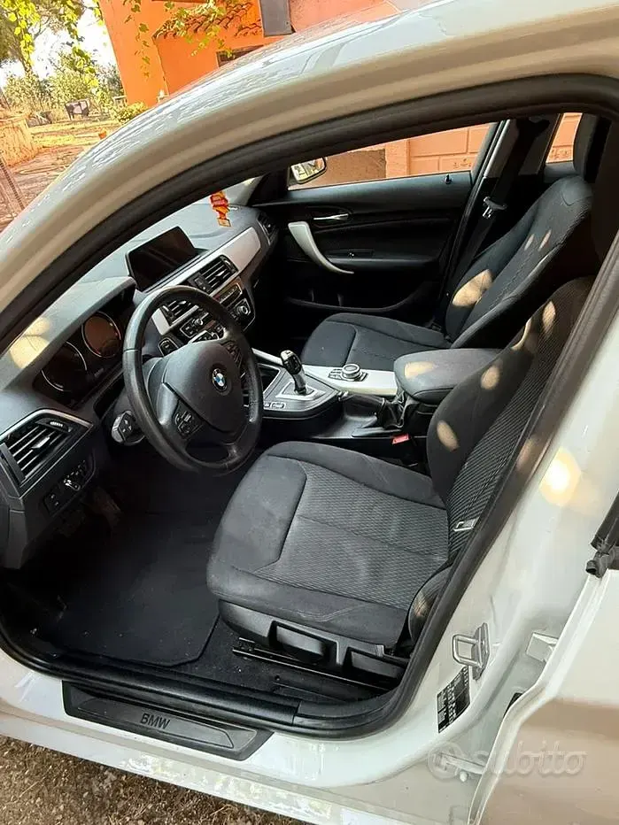 Usata BMW 118 Advantage 150 CV (110 kW) 2019 Bianco Utilitaria